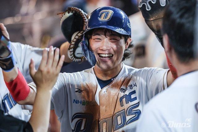 NC 최정원은 누구보다 그라운드에서 간절하다. 이를 원동력으로 데뷔 첫 30도루도 달성했다. 현재는 주전이 목표가 아니다. 순위 싸움을 펼치는 팀에 어떻게든 보탬이 되려는 마음뿐이다. 사진제공｜NC 다이노스