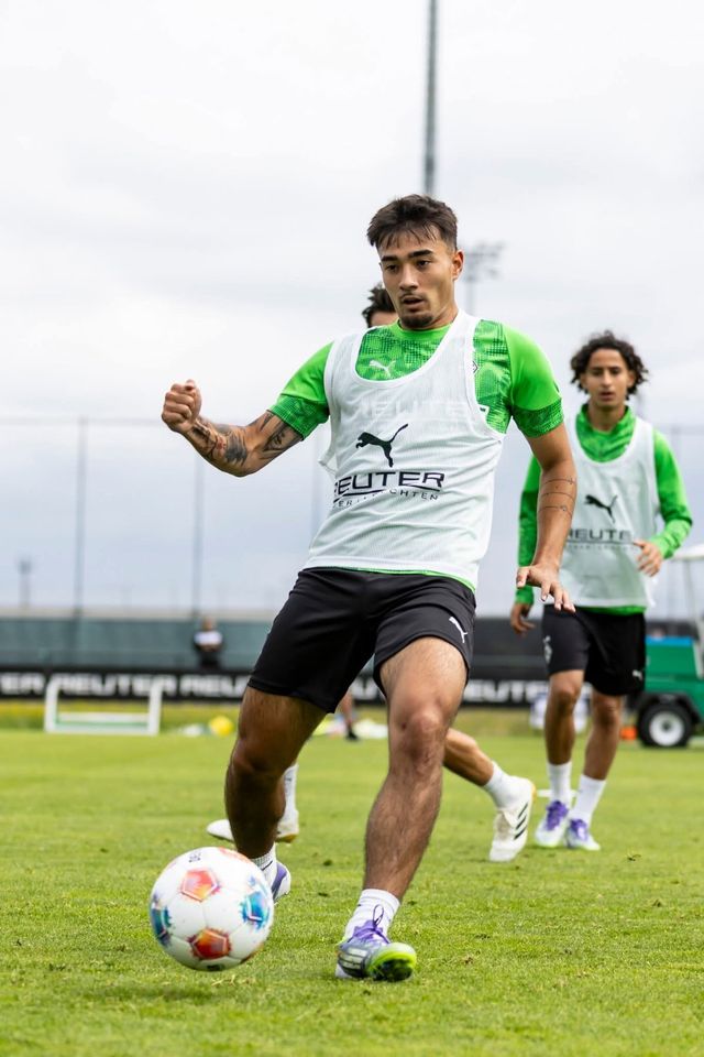 홍명보 대표팀&nbsp;감독이 25일 서울 신문로 축구회관에서 9월 A매치 2연전을 앞두고 26인&nbsp;명단을 발표했다. 독일계 한국인 옌스 카스트로프가 최초 발탁됐다. 사진출처｜묀헨글라트바흐 페이스북