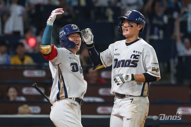 NC 상승세를 이끄는 김주원(오른쪽)~최원준 테이블세터 조합. 사진제공｜NC 다이노스