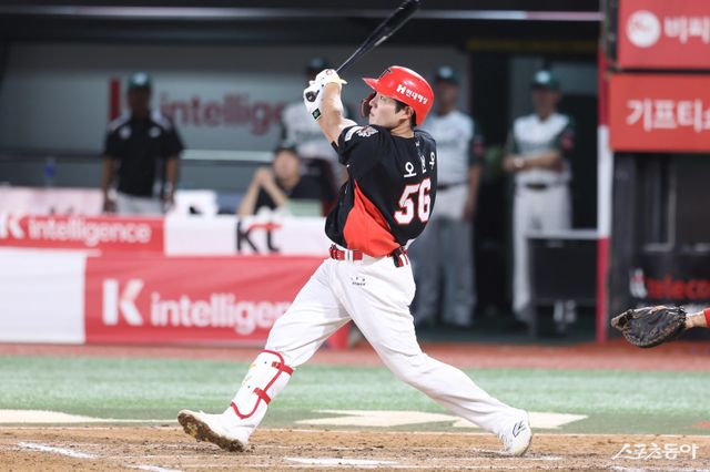 KIA 오선우가 29일 수원KT위즈파크에서 열린 KT와 원정경기 6회초 결승 우월 3점홈런을 치고 있다. 사진제공｜KIA 타이거즈