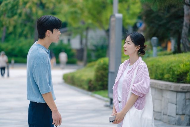 [사진 출저=㈜네오엔터테인먼트, 스튜디오 봄]