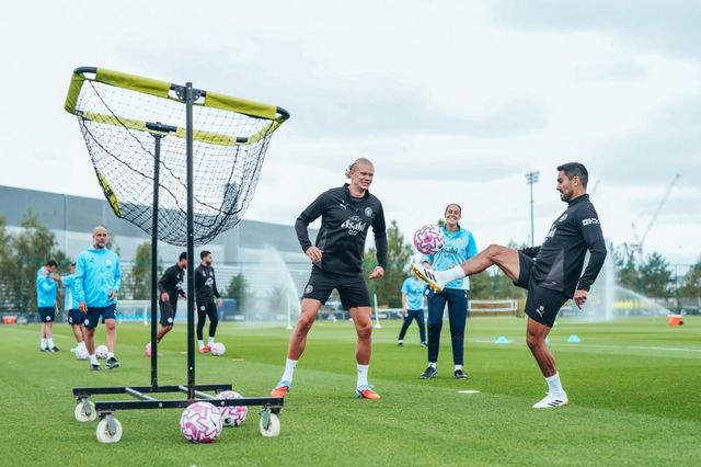 맨체스터 시티 선수들은 클럽월드컵을 다녀오느라 프리시즌 계획이 많이 꼬였다. 최근에야 에티하드 캠퍼스에서 팀 훈련을 재개했다. 사진출처｜맨체스터 시티 페이스북