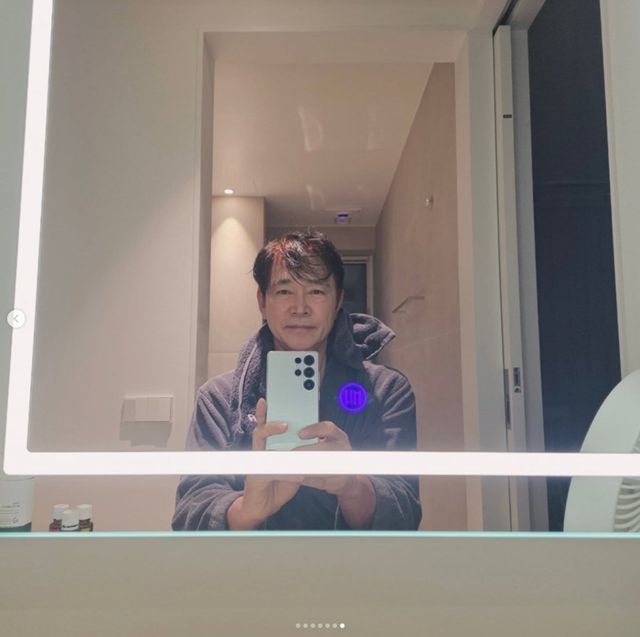 사진｜정보석 인스타그램