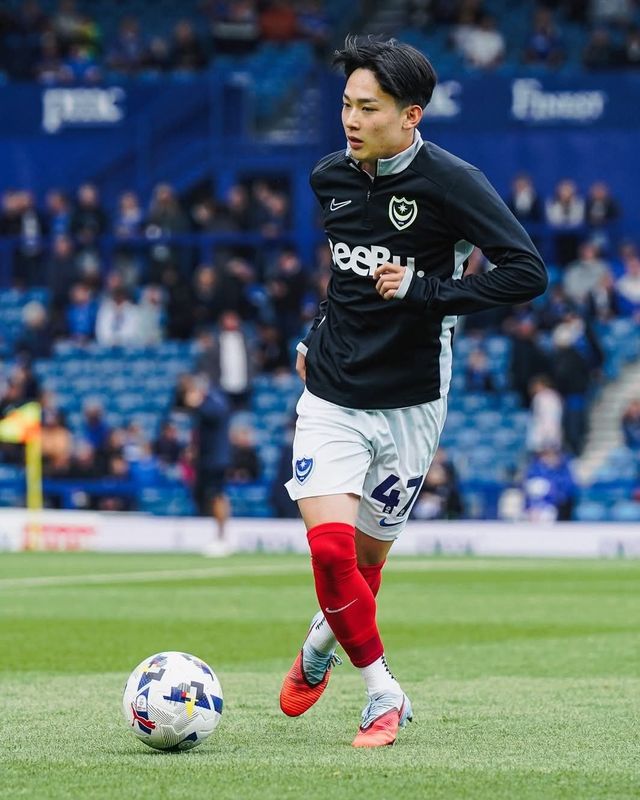 양민혁은 원소속팀 토트넘에서 임대된 잉글랜드 챔피언십 포츠머스에서 완전히 자리를 잡는 데 어려움을 겪고 있다. 사진출처｜포츠머스 페이스북