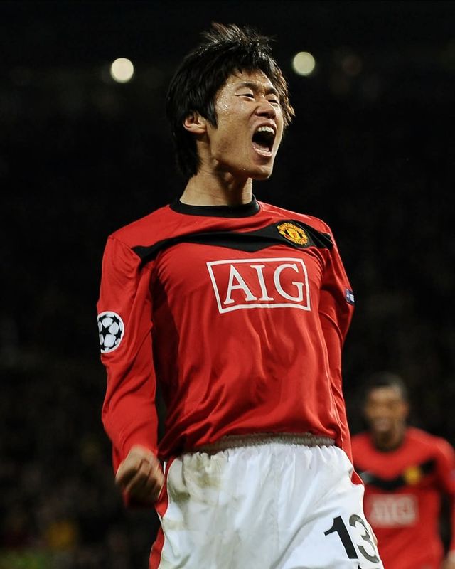 한국축구에는 항상 ‘영웅 다음 영웅’이 있었다. EPL에서 한시대를 장식한 손흥민도 맨체스터 유나이티드에서 숱한 영광을 누린 박지성(사진)을 보고 성장했다. 사진출처 ｜맨체스터 유나이티드 페이스북