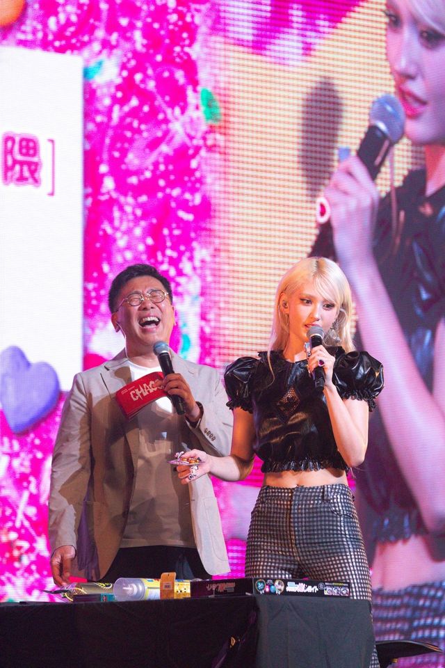 사진｜더블랙레이블