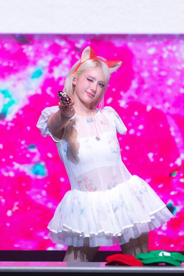 사진｜더블랙레이블