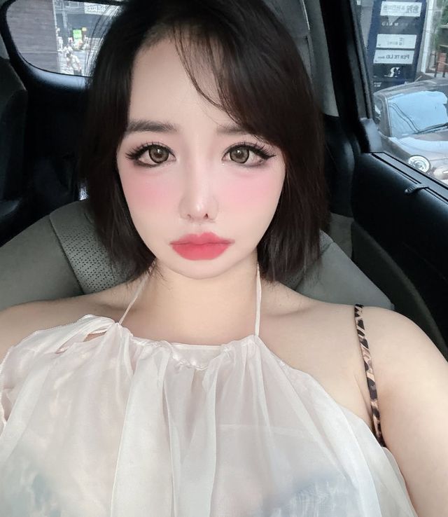 2NE1 멤버 박봄 팀 활동 잠정 중단. 사진=SNS