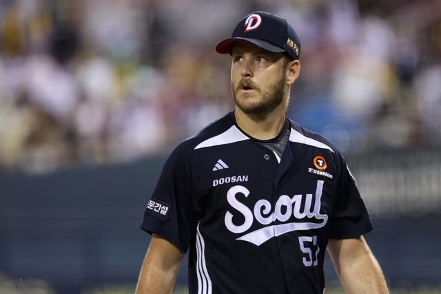 두산 콜어빈은 후반기 4경기에서 무자책점 경기를 2번 펼치는 등 안정세에 접어들며 선발진을 이끌고 있다. 사진제공｜두산 베어스