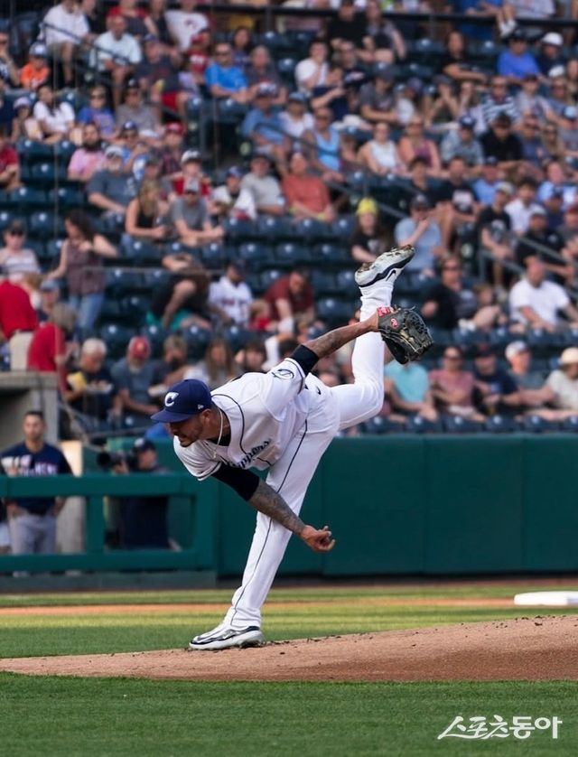 롯데가 터커 데이비슨의 대체 외국인투수로 영입한 빈스 벨라스케스. 사진제공｜롯데 자이언츠