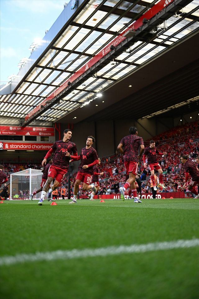 글로벌 스포츠 매체 ‘디 애슬레틱’은 6일(한국시간) “리버풀은 새로운 감독이나 선수가 오면 금방 적응할 수 있게끔 구단 차원에서 체계적 준비를 한다. 그것이 최근 리버풀의 성적 상승과 맞닿아 있다”고 분석했다. 사진출처｜리버풀 페이스북