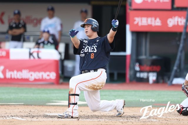 한화 노시환은 지난달 30일 대전 삼성전에서 올해 20번째 홈런을 터트렸다. 3년 연속 20홈런이다. 사진제공｜한화 이글스