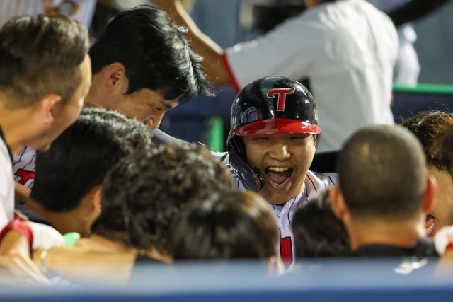 LG 문보경은 2일 대구 삼성전에서 올해 20번째 홈런을 쏘아 올렸다. 2년 연속 20홈런이다. 사진제공｜LG 트윈스