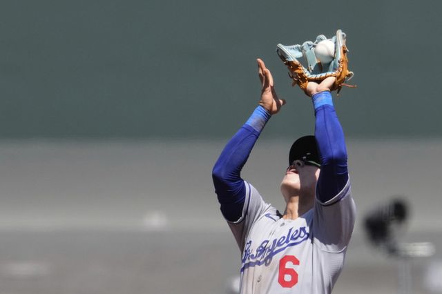 다저스 김혜성은 1일(한국시간) 치카소 브릭타운 볼파크에서 열린 ‘2025 MiLB’ 멤피스(세인트루이스 산하)전에서 2번타자 좌익수로 선발출전해 4타수 2안타 1타점 1볼넷 1득점을 기록했다. 그는 재활경기 처음으로 좌익수로 9이닝을 소화했다.｜AP뉴시스