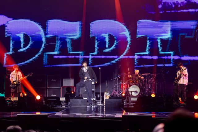 밴드 명가 FNC엔터테인먼트가 10년 만에 내놓은 ‘밴드돌’ AxMxP는 신예로는 이례적으로 정규 앨범으로 출사표를&nbsp;던졌다. 10일 열린 데뷔 쇼케이스에서 AxMxP 멤버들은 자신만의 강점으로&nbsp;차별화된 음악&nbsp;스펙트럼을 강조하며&nbsp;야심찬 행보를 예고했다. 사진제공 | FNC 엔터테인먼트