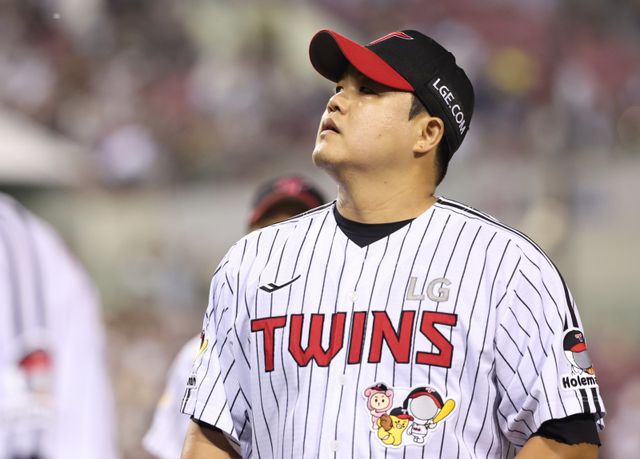 LG 장현식은 10일 잠실 두산과 원정경기를 앞두고 1군 엔트리에서 빠져 재정비 시간을 가진다. 원활한 불펜 운영을 위해 반드시 살아나야 할 장현식이다.｜뉴시스