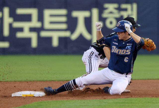 NC 박민우는 12일 잠실 LG와 원정경기를 앞두고 지속된 허리 통증으로 1군 엔트리에서 빠졌다.｜뉴시스