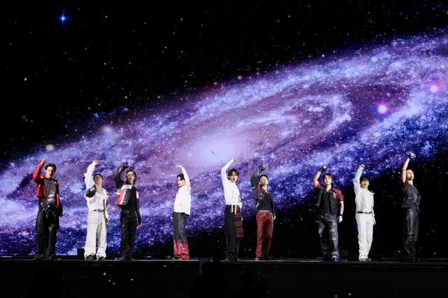 세븐틴은 월드투어 ‘New_’를 기점으로 지난 10년을 닫고, 다음 10년의 여정을 시작한다. 투어의 포문을 연 인천 공연에는 5만4000여명 캐럿이 함께 호흡하며 이를 기념했다. 사진제공 | 플레디스 엔터테인먼트