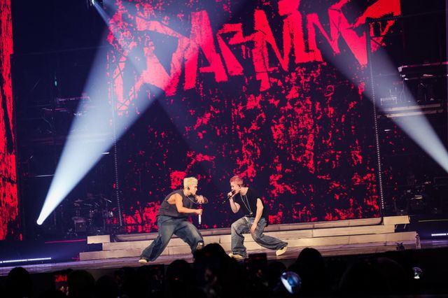 세븐틴의 최강 듀오 우지와 호시가 15일과 16일 각각 국가의 부름을 받고 나란히 입대하며 세븐틴의 ‘군백기’가 본격화 됐다. 사진제공 | 플레디스 엔터테인먼트