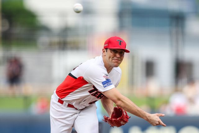 KIA 제임스 네일은 18일 광주 한화와 홈경기를 앞두고 1군에서 말소돼 올 시즌을 마무리했다. 그는 오른쪽 팔꿈치 염증 증세로 투구가 어렵다. 사진제공｜KIA 타이거즈