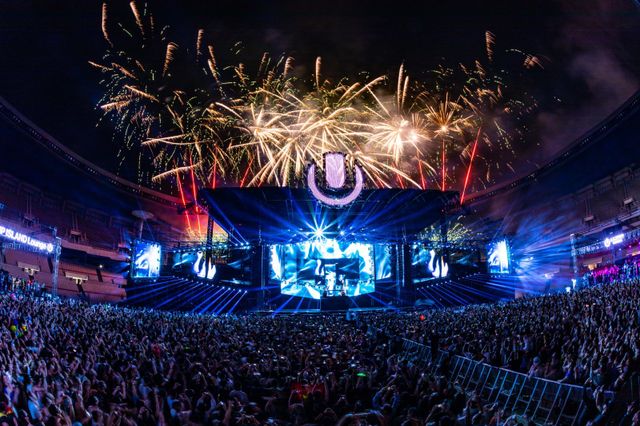 울트라 코리아 메인스테이지 공연모습