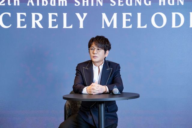 가수 신승훈, 사진=도로시컴퍼니