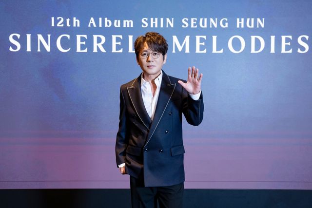 가수 신승훈, 사진=도로시컴퍼니