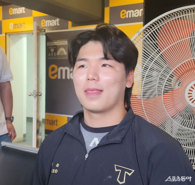 KIA 황동하는 23일 인천 SSG와 원정경기를 앞두고 1군에 합류했다. 그는 5월 불의의 교통사고를 당한 이후 갖은 노력 끝에 아름다운 마무리를 할 기회를 잡았다. 인천｜박정현 기자