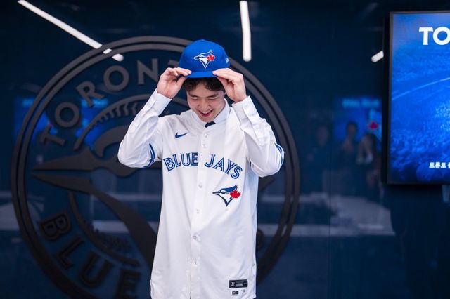 장충고 우완투수 문서준은 25일(한국시간) 토론토와 150만 달러 규모의 아마추어 자유계약 맺으며 MLB 도전을 향한 첫 걸음을 내디뎠다. 사진제공｜토론토 블루제이스 공식 SNS