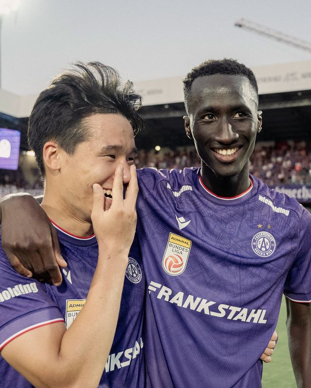 이태석은 29일(한국시간) 알리안츠 슈타디온에서 열린 라피트 빈과 2025~2026시즌 오스트리아 분데스리가 8라운드 원정경기 왼쪽 윙백으로 선발 출전해 전반 24분 선제골을 넣었다. 사진출처｜아우스트리아 빈 페이스북