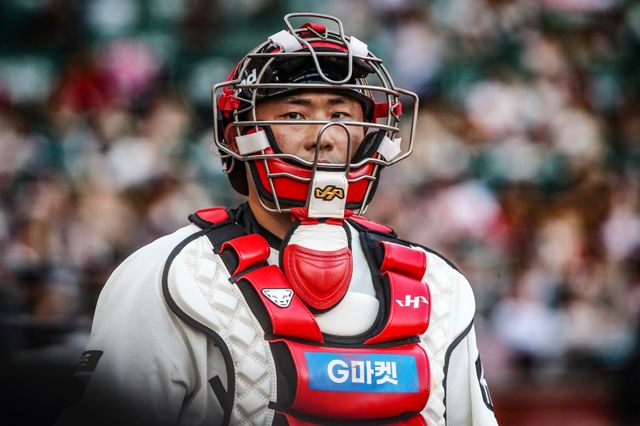 SSG 포수 이지영은 시즌 중반 햄스트링 부상으로 결장하며 조형우에게 주전 자리를 내줬다. 사진제공｜SSG 랜더스