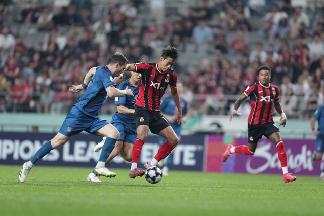 서울 천성훈이 30일 서울월드컵경기장에서 열린 부리람과 ACLE 동아시아권역 리그스테이지 2차전 홈경기서 드리블을 하고 있다. 사진제공｜한국프로축구연맹