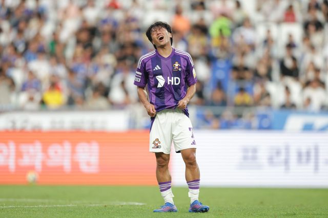 울산 고승범은 지난해 9월 둘째 아이 출산 과정에서 구단이 보인 처사에 실망해 겨울 이적을 원하고 있다. 사진제공｜한국프로축구연맹