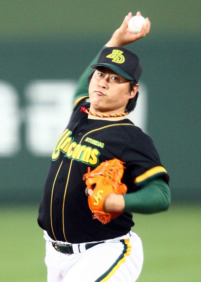 현역 시절 ‘현대 왕조’를 이끈 전준호 전 부천고 코치가 지병으로 새해 첫날 별세했다. 뉴시스