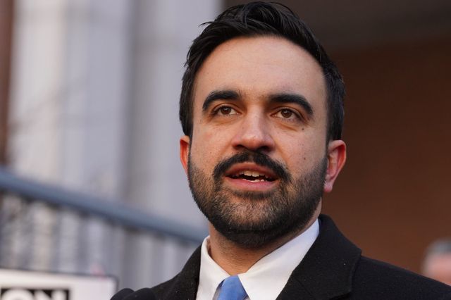 글로벌 스포츠 매체 디애슬레틱은&nbsp;21일(한국시간) “조흐란 맘다니 뉴욕시장이 월드컵을 앞두고 여행 금지 조치의 영향을 도널드 트럼프 대통령에게 직접 전달할 계획”이라며 “그는 해당 정책이 대회 이전에 변화하길 바라고 있다”고 보도했다. 뉴욕｜AP뉴시스