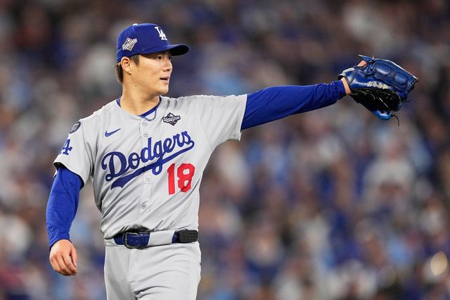 Los Angeles Dodgers pitcher Yoshinobu Yamamoto gestures during the fourth inning in Game 6 of baseball‘s World Series against the Toronto Blue Jays, Friday, Oct. 31, 2025, in Toronto. (AP Photo/Brynn Anderson)