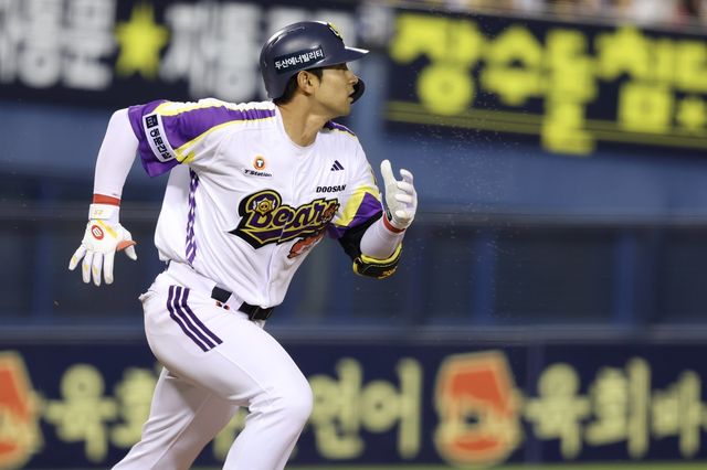 두산의 이번 스프링캠프 키워드는 2루수 찾기다. 오명진, 박준순, 강승호 등이 펼칠 2루수 경쟁이 어느 때보다 뜨거울 전망이다. 두산 강승호. 사진제공｜두산 베어스