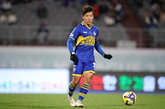 이번 겨울 이적시장서 좋은 조건으로 이적한 전북 조위제, 인천 강영훈과 여승원,&nbsp;포항 김예성과 김승호(사진)는 올해 생애 첫 K리그1 도전에 나선다. 사진제공│한국프로축구연맹