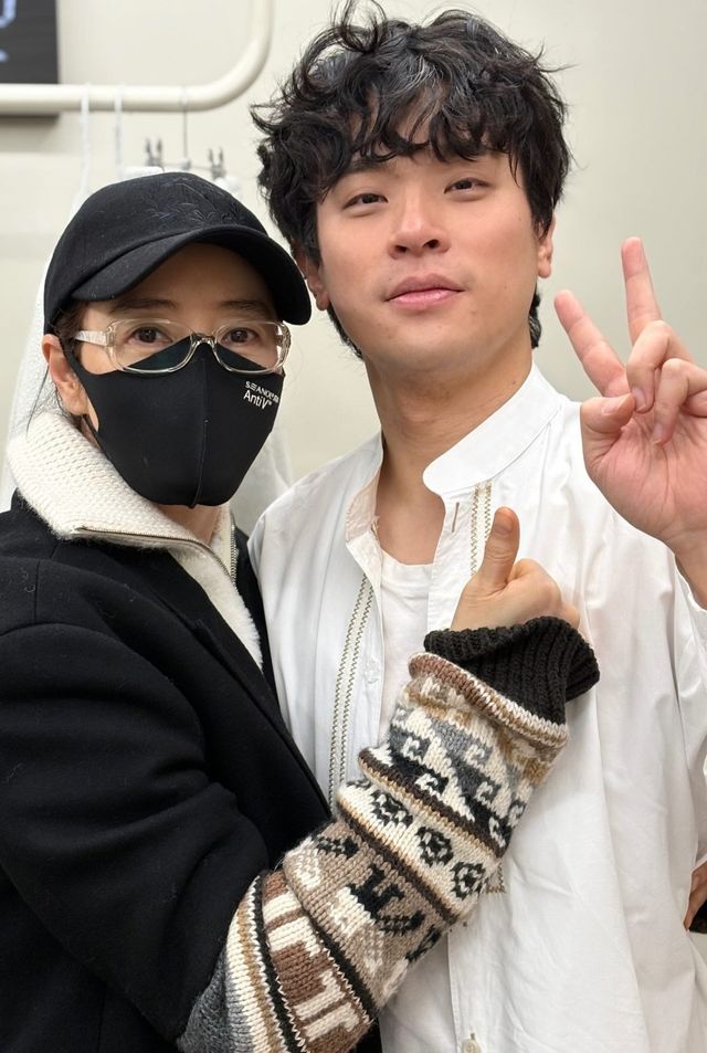 사진=김혜수 SNS 캡처