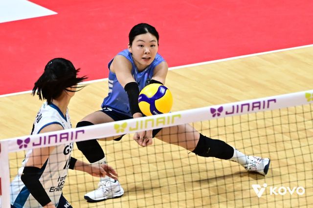 GS칼텍스는 이번 시즌 리베로 한수진(사진)의 변칙 기용과 유가람, 김효임의 적절한 원포인트 서버-후위 아웃사이드 히터 기용으로 승승장구 하고 있다. 사진제공│KOVO
