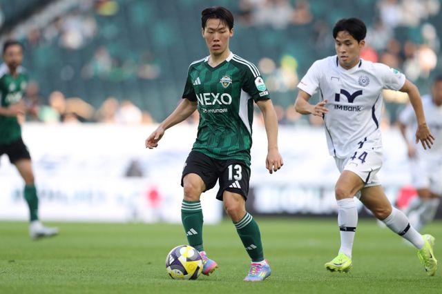 전북 강상윤(13번)은 FIFA 산하 CIES가 책정한 시장가치 순위에서 K리그 1위에 뽑혔다. 사진제공｜한국프로축구연맹