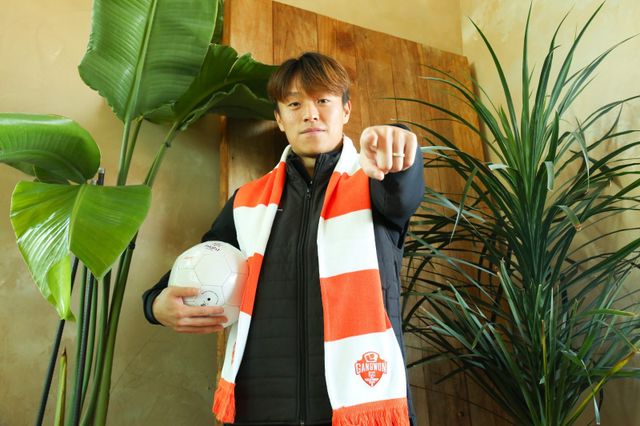 강원은 9일 고영준을 임대로 영입했다고 밝혔다. 세르비아 파르티잔, 폴란드 구르니크 자브제에서 활약한 뒤 3년 만에 K리그에 복귀했다. 사진제공｜강원FC