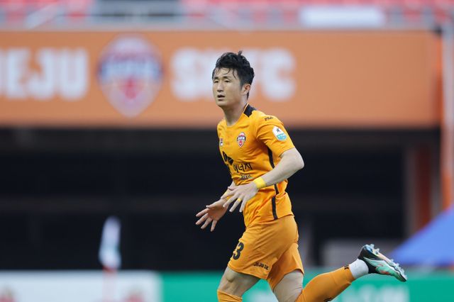 제주는 9일 “제주도 출신 베테랑 수비수 임창우와 재계약을 체결했다”고 발표했다. 사진제공｜제주 SK