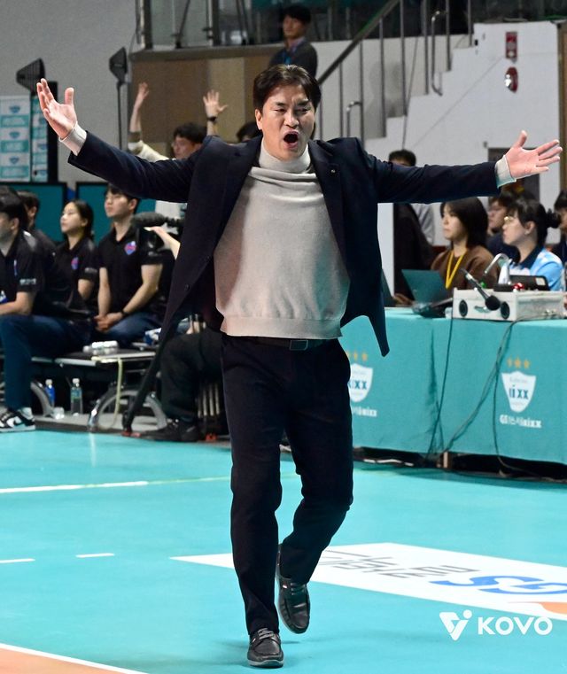 대한배구협회가 13일 차상현 여자배구대표팀 감독의 2년 재신임을 결정했다. 사진제공│KOVO