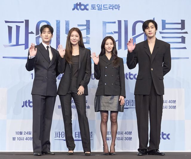 ‘파이널 테이블’의 주연 배우 장률, 정유진, 홍화연, 안효섭(왼쪽부터) 사진제공 | jtbc