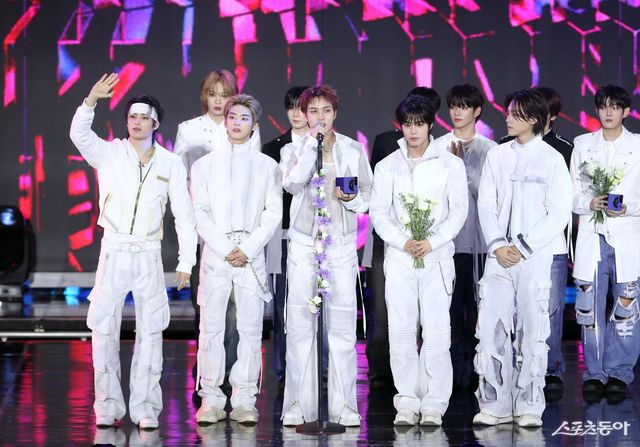 수상소감 말하는82메이저 대한민국 1등 스포츠신문 스포츠동아