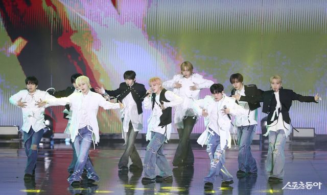 아홉 공연 대한민국 1등 스포츠신문 스포츠동아