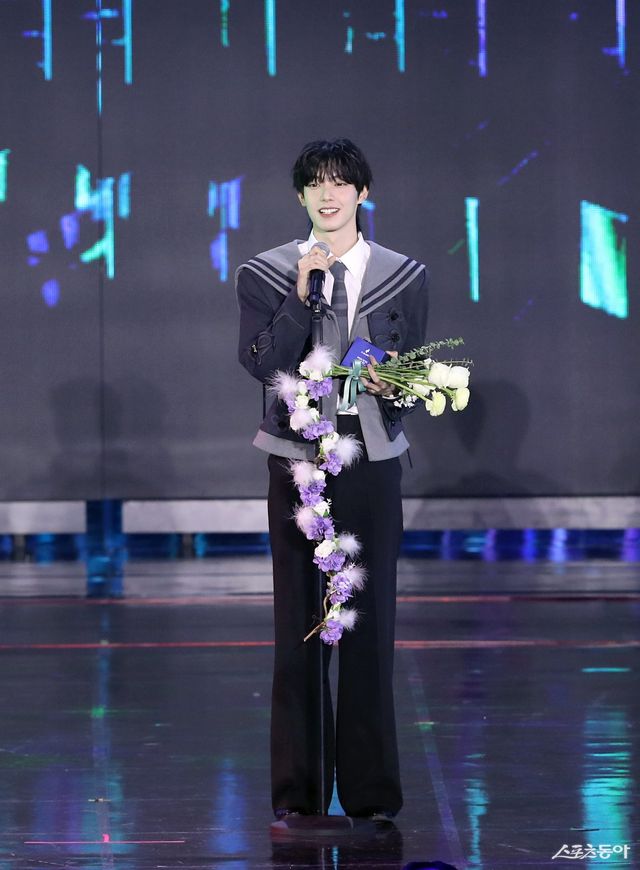 수상소감 말하는 최립우. 대한민국 1등 스포츠신문 스포츠동아