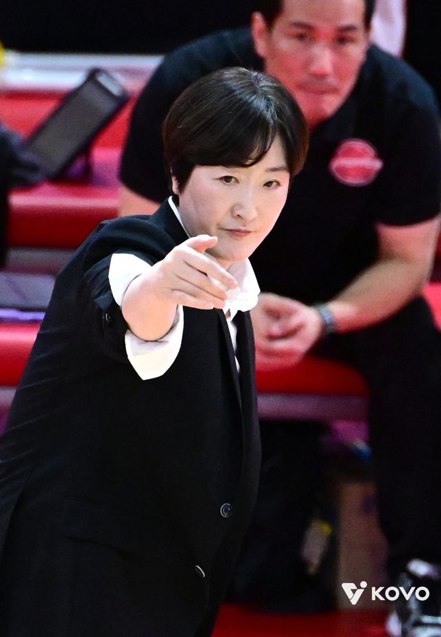 장소연 페퍼저축은행 감독은 11일 장충체육관서 열릴 GS칼텍스와 원정경기를 앞두고 주포 조이를 향한 칭찬과 기대감을 아끼지 않았다. 사진제공│KOVO