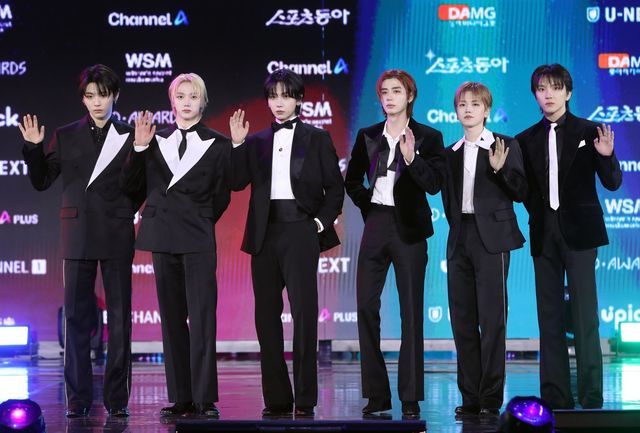 제2회 디 어워즈에서 4관왕을 수상한 보이넥스트도어.